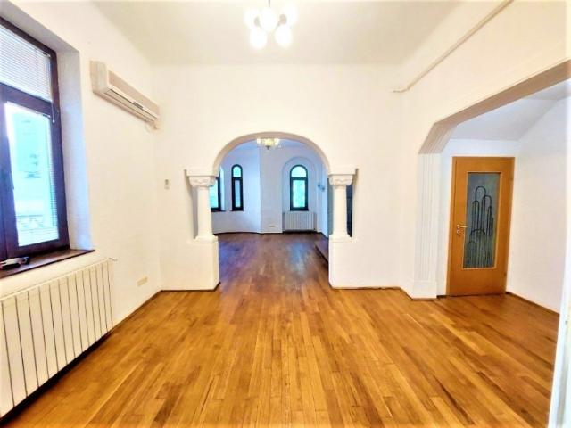 Vila zona Plantelor