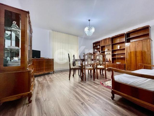 Vila 180 mp | Sediu de firma | Parcari in curte | Calea Turz