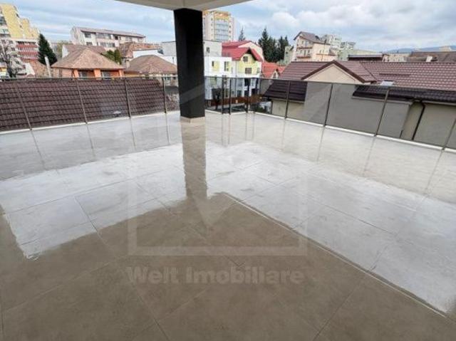 Vila 220mp pt activitati de mixte, Gheorgheni zona Interservisan