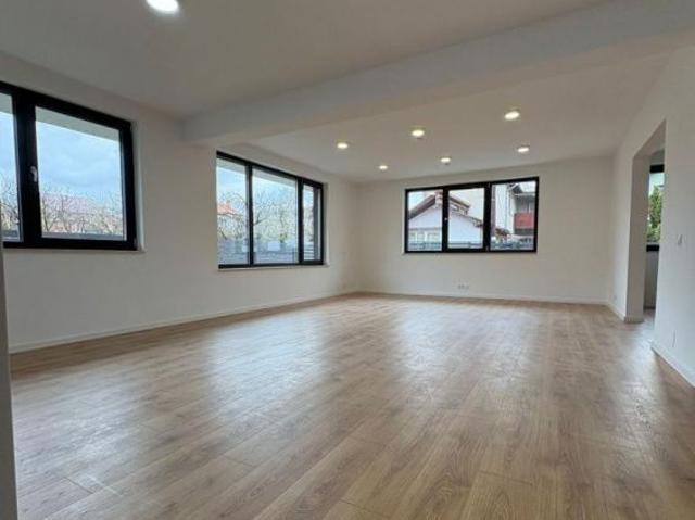 Vila 220mp pt activitati de mixte, Gheorgheni zona Interservisan