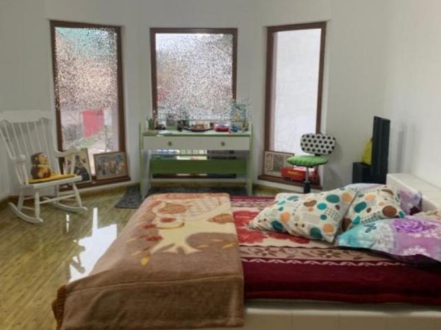Vila 3 camere, Gavana 2