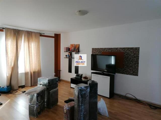 Vila 4 camere, Stefanesti, pasarela