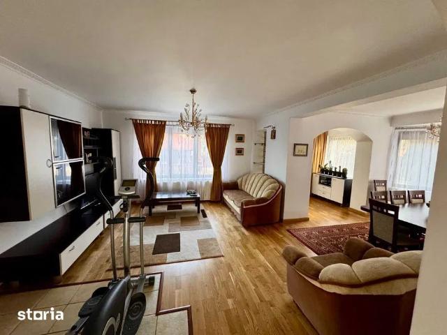 Vila 4 camere zona Bunloc Sacele