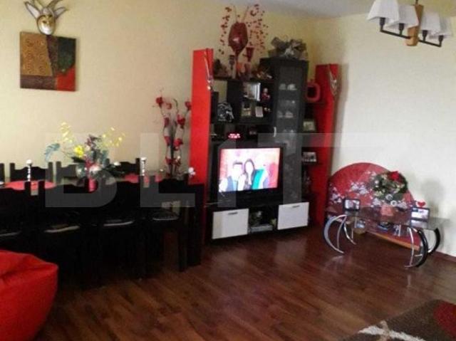 Vila 4 camere, 150 mp, zona Bucium