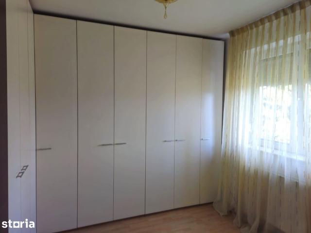 Vila 4 camere/singur in curte /Pipera