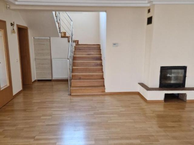 Vila 5 camere, gradina, zona Pipera