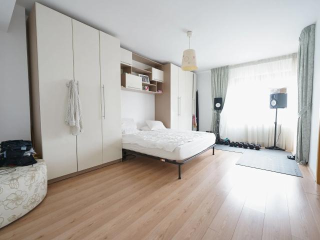 Vila 5 camere, Piscina, Cartier Domus, Pipera, acces rapid A3