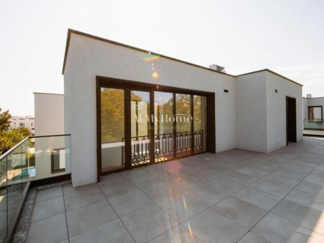 VILA 5 CAMERE/PROIECT NOU/GARAJ/PISCINA/COMPOUND PIPERA