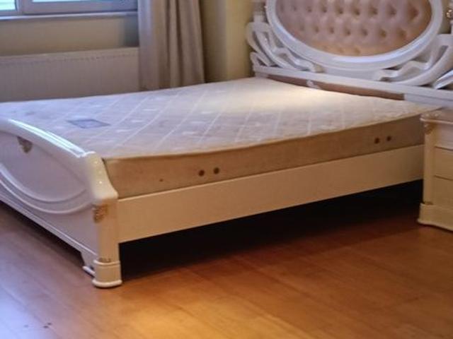 Vila 7 camere/curte/locuri parcare
