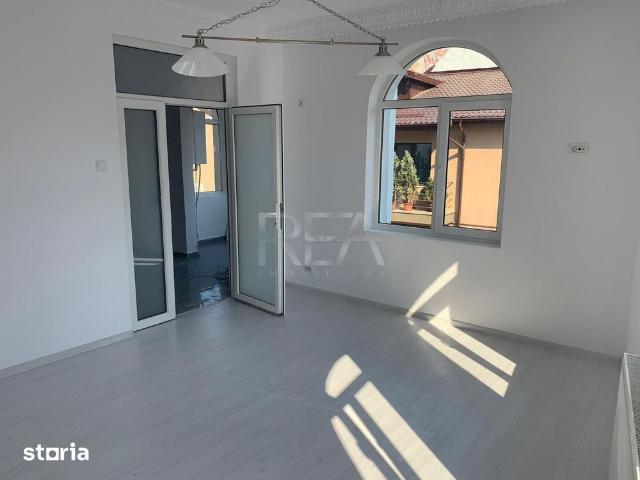 Vila 9 camere Eminescu, 2 centrale, 355 mp