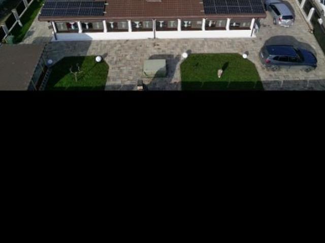 Vila/Duplex 2 CASE! Bragadiru /Ghencea, 10 camere, teren 970 mp