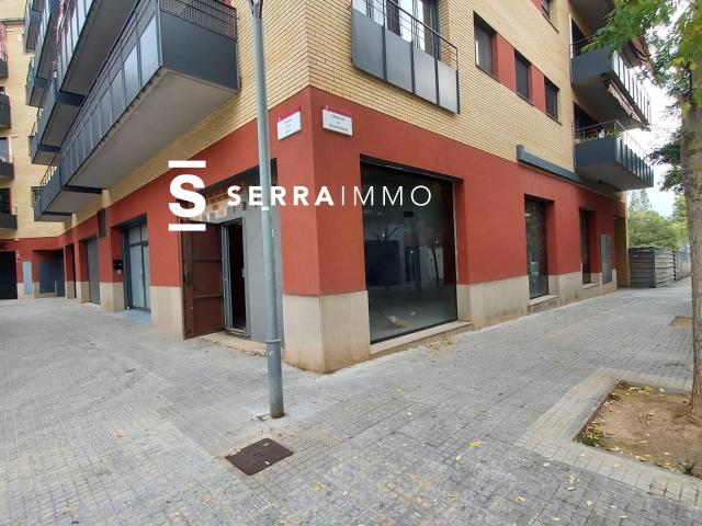 VILAFRANCA DEL PENEDÈS Local comercial con salida de humos