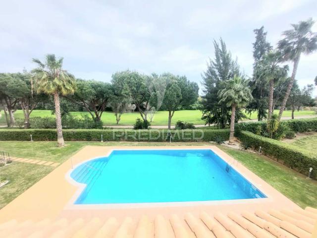 Vilamoura apartamento com piscina e vista golfe