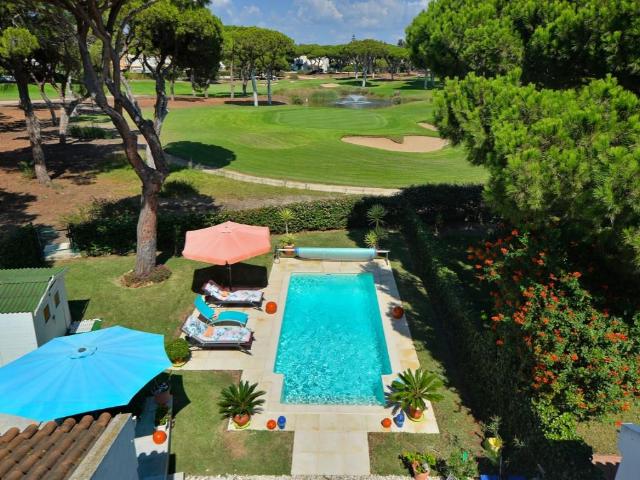 Vilamoura Moradia de charme v2+1 em campo de golfe com pis. 120m² Quarteira