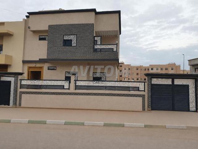 Villa 400 m² Mhamid 10 proche Assoufid Golf