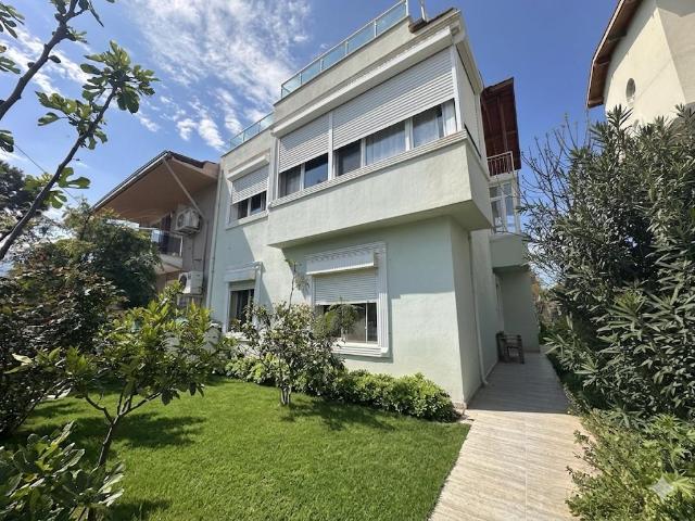 Villa 4+2 İzmir, Türkiye 226234