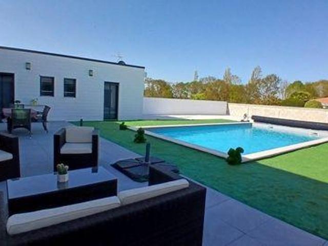 Villa 4 chambres, Meschers Sur Gironde Poitou Charentes 17132 DS89595675
