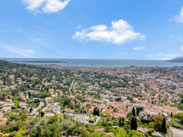 Villa 4 chambres avec Toit terrasse Vue mer Terrain 1220 m2