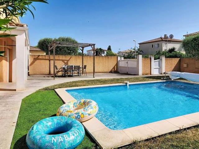 Villa 4 Chambres bureau piscine