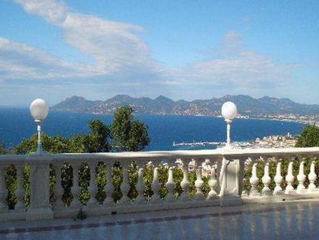 Villa 4 chambres, Cannes Provence Alpes Côte d'Azur 06400 DS42630242