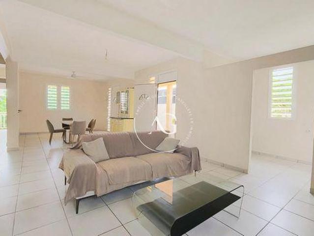 Villa 4 chambres, Fort De France Bretagne 97200 ES91460413