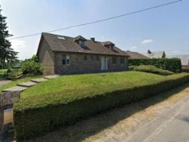 Villa 4 chambres, garage, terrasse et jardin