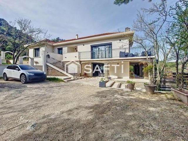 Villa 4 chambres, La Bouilladisse Provence Alpes Côte d'Azur 13720 DS89926245