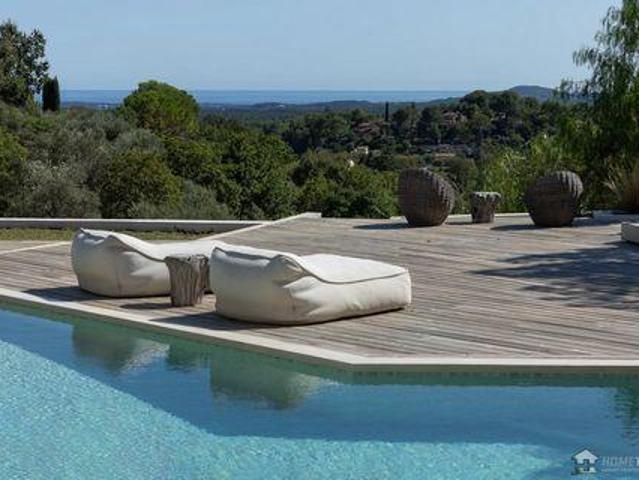 Villa 4 chambres, Le Rouret Provence Alpes Côte d'Azur 06650 DLS88378771