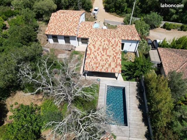 Villa 4 chambres piscine centre ville