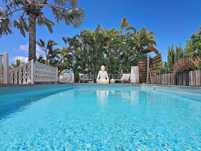 Villa 4 chambres piscine jacuzzi plage à pied