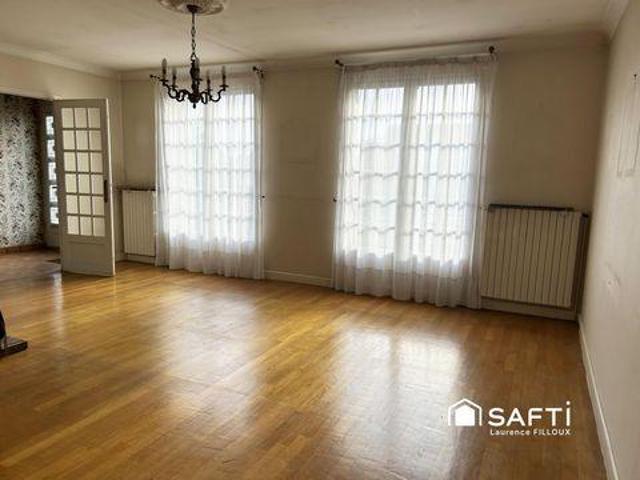 Villa 4 chambres, Saint Calais Pays de la Loire 72120 DS87732632