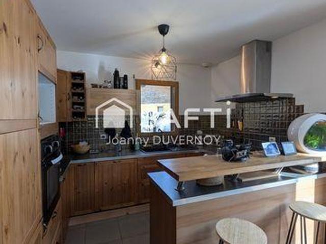 Villa 4 chambres, Saint Jean Saint Nicolas Provence Alpes Côte d'Azur 05260 DS87731481