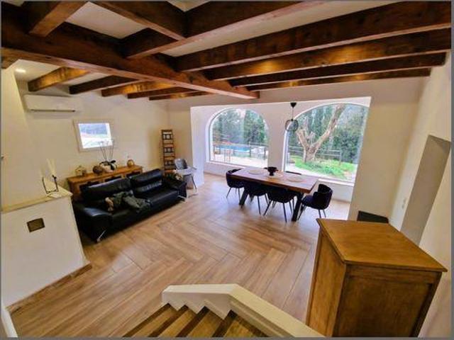 Villa 4 chambres, Sollies Toucas Provence Alpes Côte d'Azur 83210 ELS89569028