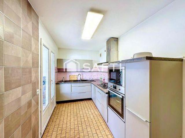 Villa 4 chambres, Vaulx En Velin Rhône Alpes 69120 ES82332870