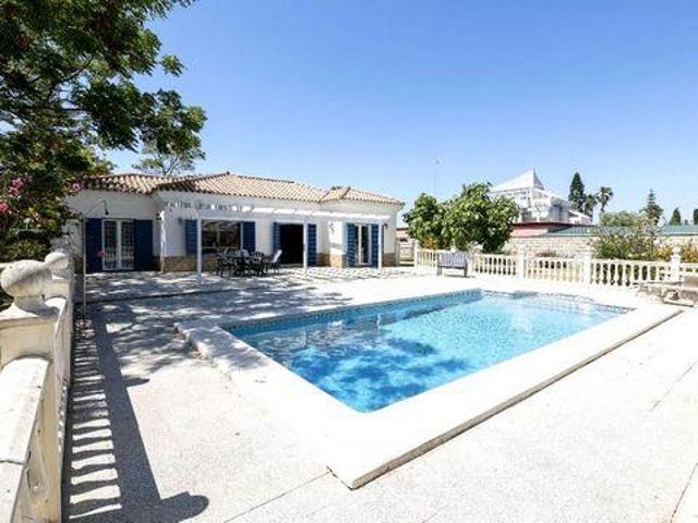 Villa 4 Dormitorio Cádiz Andalucía ES98303483