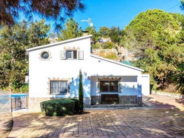 Villa 4 Dormitorio Lloret De Mar CataluñaCatalonia ES98303436