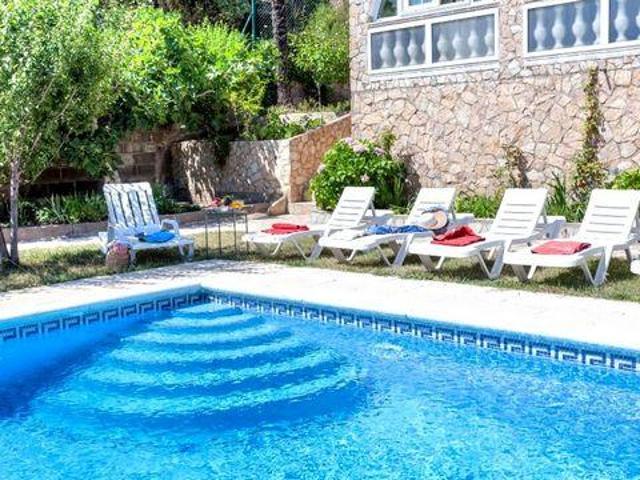 Villa 4 Dormitorio Lloret De Mar CataluñaCatalonia ES98303882