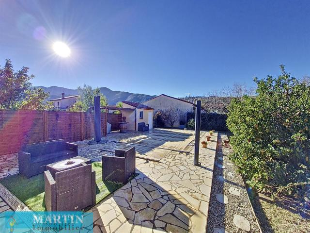 Villa 4 Faces Avec Piscine 178m² Céret