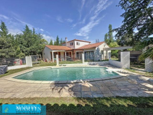 VILLA 4 FACES AVEC PISCINE