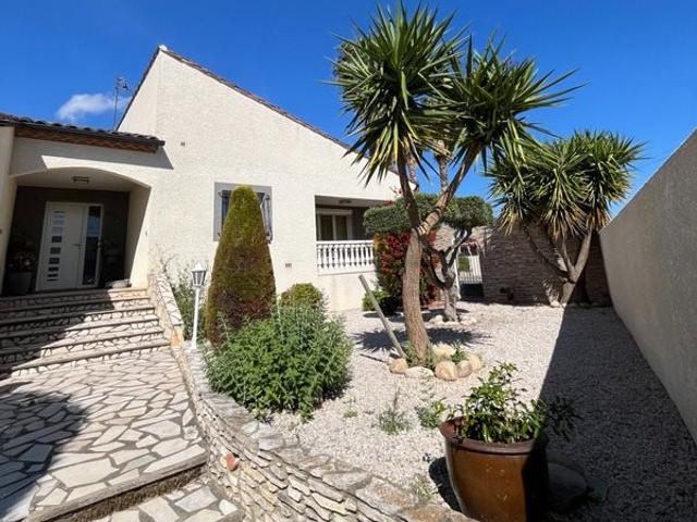 Villa 4 faces avec piscine à Cazouls Les Beziers Herault, 3. 113m² Cazouls lès Béziers