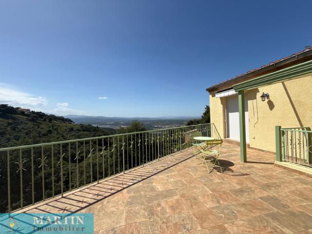 VILLA 4 FACES AVEC VUE IMPRENABLE