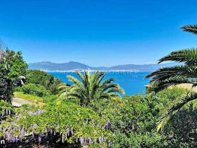 Villa 4 pièces 76 m²