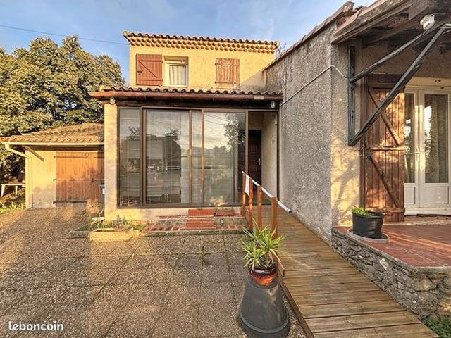 Villa 4 pièces 79 m²
