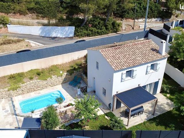 Villa 4 pièces 80 m²