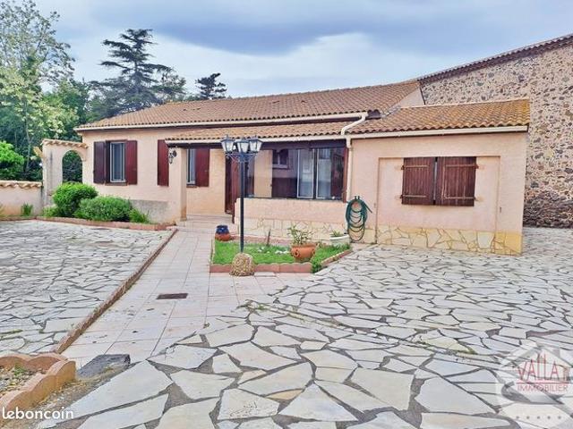 Villa 4 pièces 80 m²
