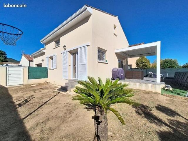Villa 4 pièces 80 m²