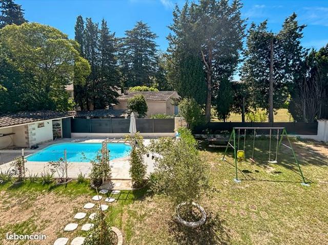 Villa 4 pièces 80 m²