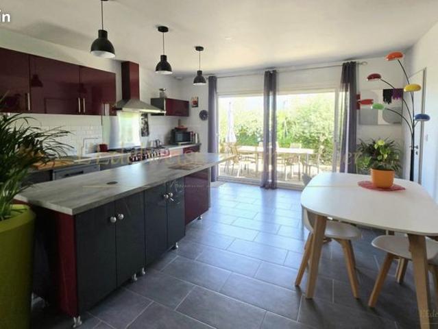 Villa 4 pièces 80 m²