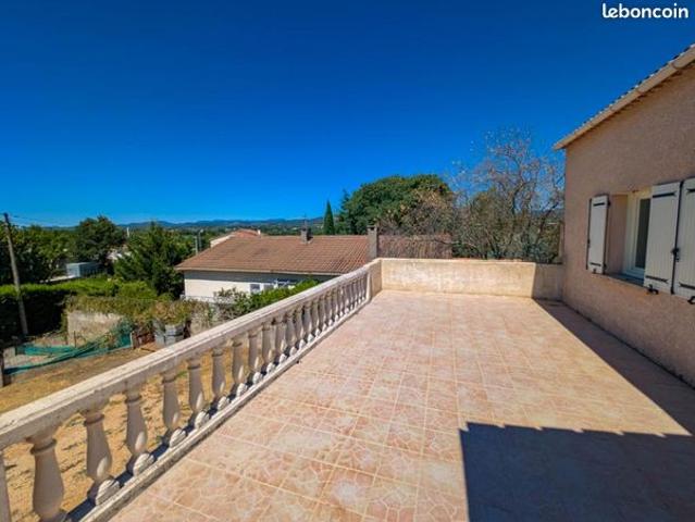 Villa 4 pièces 80 m²