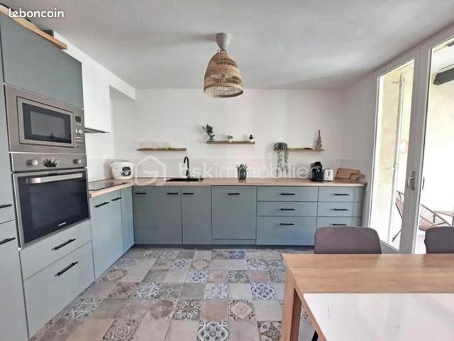 Villa 4 pièces 82 m²